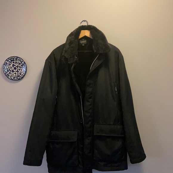 Elegant Swedish warm winter coat with very warm inside layer - Picture 5 of 6